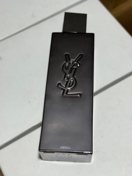 Yves Saint Laurent MYSLF Le parfum